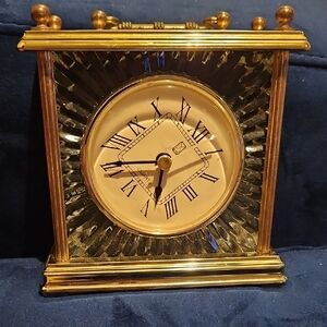 Elegant Gold Tone Table Clock